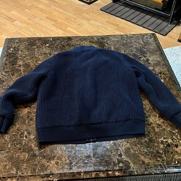 L.L. Bean thick jacket navy with grey lining  size large. MN54 - Picture 3 of 3